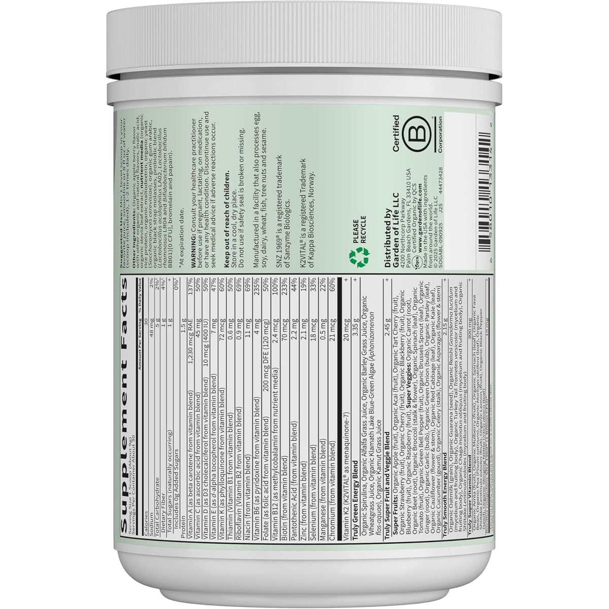 Garden of Life Sport Nutrition Greens and Superfoods Powder for Women and Men - Apple Berry, Organic Blend - Spirulina, Fruit, Vitamins, Pre & Probiotics, Mushrooms, Athletic Supplements, 30 Servings